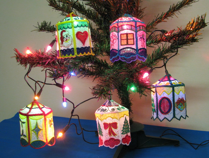 Christmas FSL Lanterns 